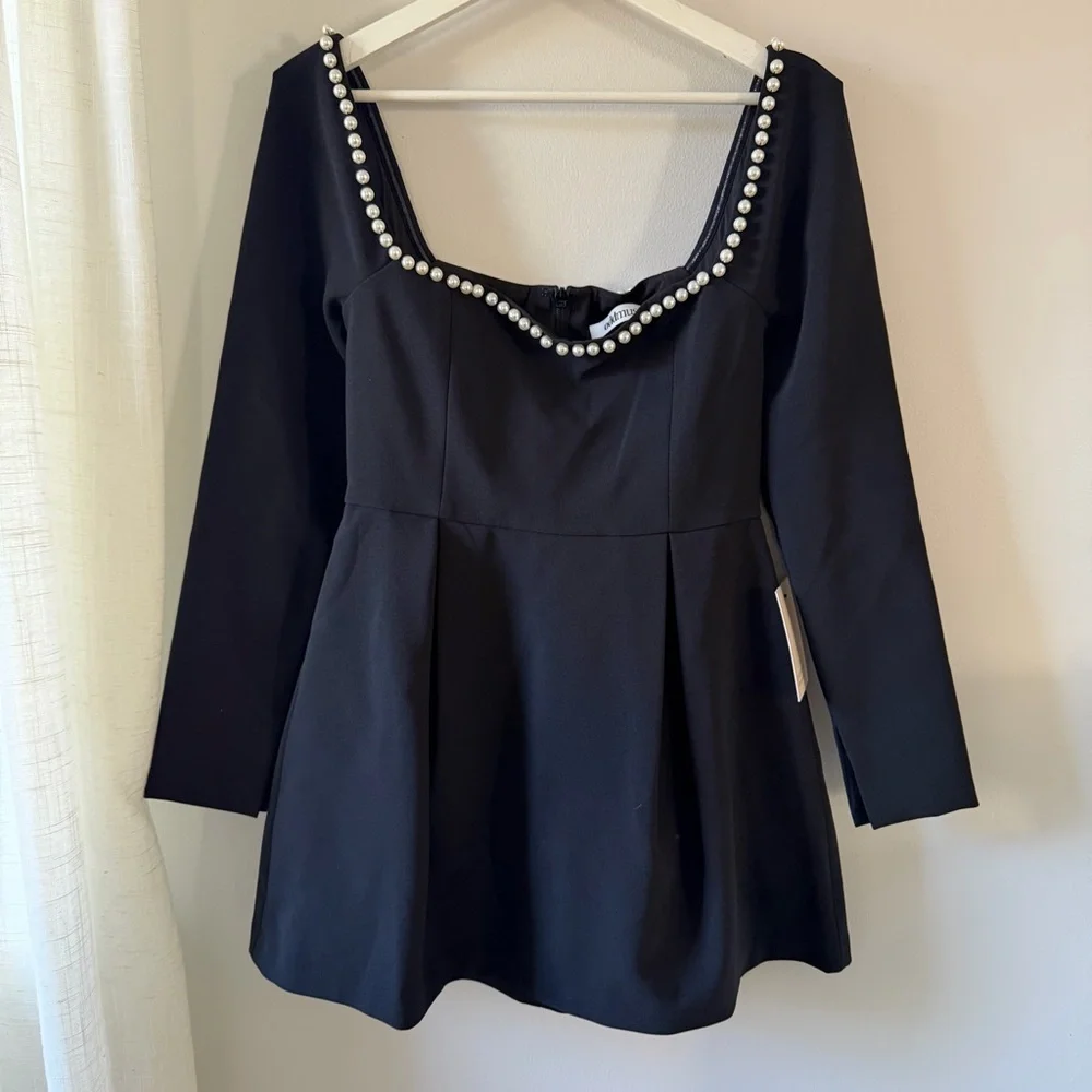 OddMuse The Ultimate Muse Pearl Dress - Picture 4 of 11